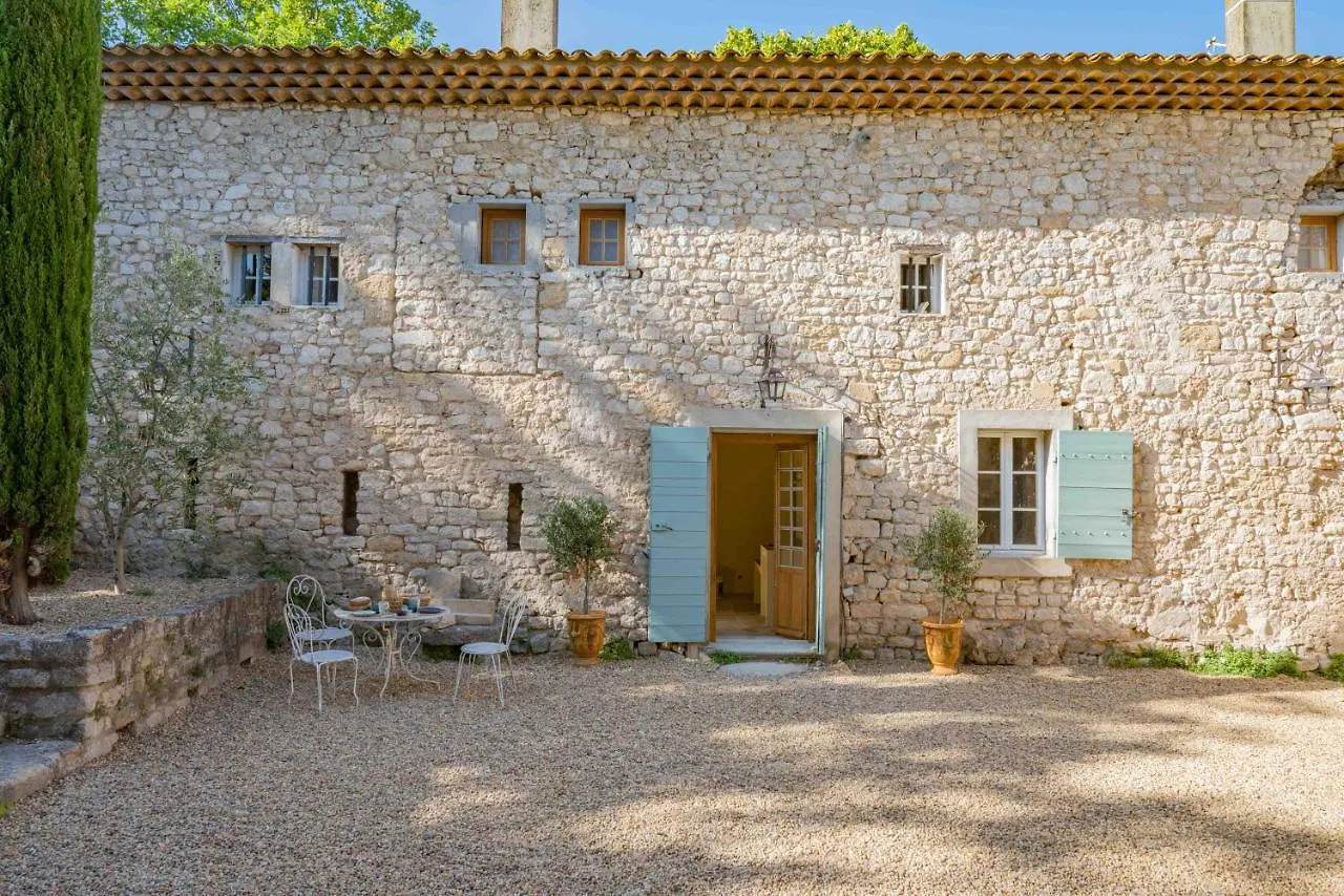 Bed and Breakfast Prieuré Notre-Dame de Conil - 12e siècle à Rognes Couette-café